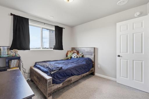 101 5th Street E, Horace, ND 58047