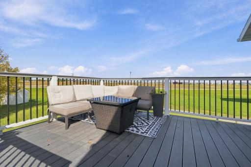 101 5th Street E, Horace, ND 58047
