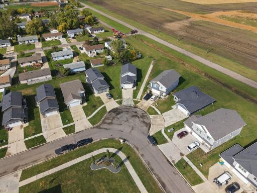 101 5th Street E, Horace, ND 58047