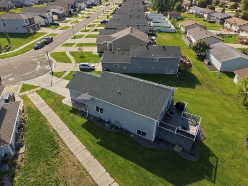 101 5th Street E, Horace, ND 58047