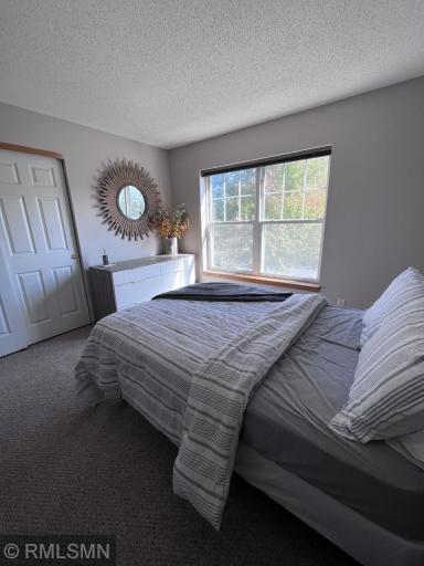 898 Providence Drive, Shakopee, MN 55379
