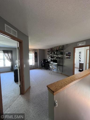 898 Providence Drive, Shakopee, MN 55379