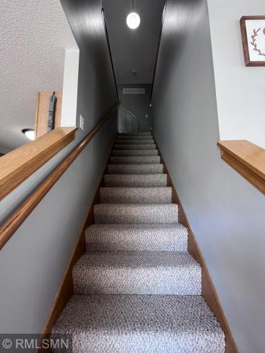 898 Providence Drive, Shakopee, MN 55379