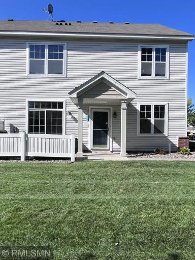 898 Providence Drive, Shakopee, MN 55379