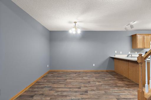 2264 River Rock Lane, Shakopee, MN 55379