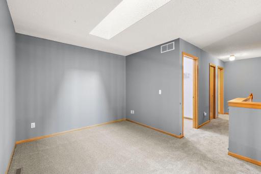 2264 River Rock Lane, Shakopee, MN 55379