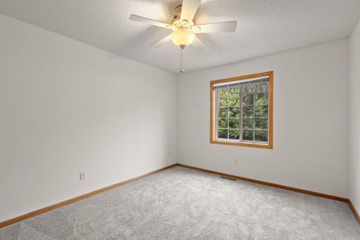 2264 River Rock Lane, Shakopee, MN 55379
