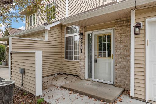 2264 River Rock Lane, Shakopee, MN 55379