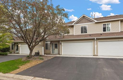 2264 River Rock Lane, Shakopee, MN 55379