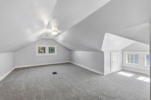 4417 Russell Avenue N, Minneapolis, MN 55412