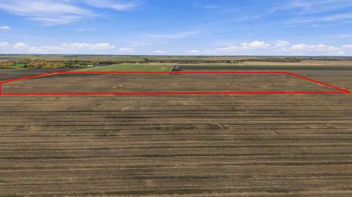 00 rural, Hillsboro, ND 58045