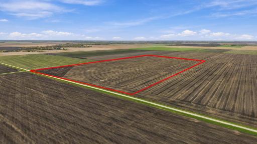 00 rural, Hillsboro, ND 58045