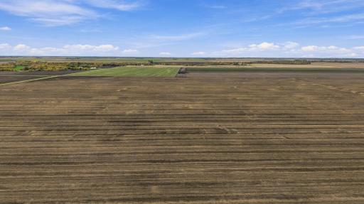 00 rural, Hillsboro, ND 58045