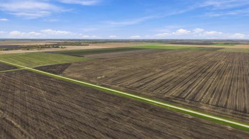 00 rural, Hillsboro, ND 58045