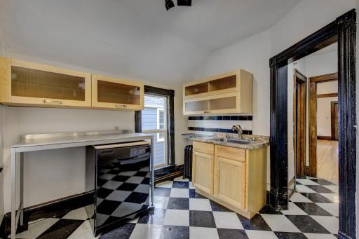 3113 Harriet Avenue, Minneapolis, MN 55408