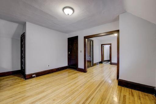 3113 Harriet Avenue, Minneapolis, MN 55408