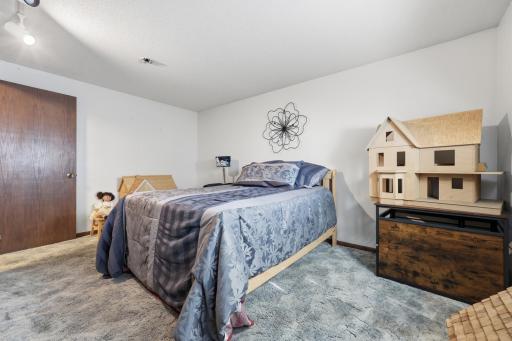 134 34th Avenue N, Saint Cloud, MN 56303