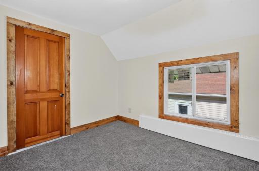 811 NW 1st Avenue, Grand Rapids, MN 55744