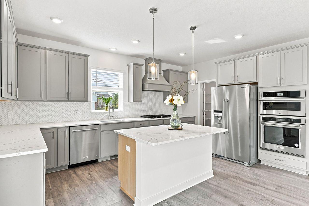 Premium kitchen upgrades and built in stainless steel microwave and oven