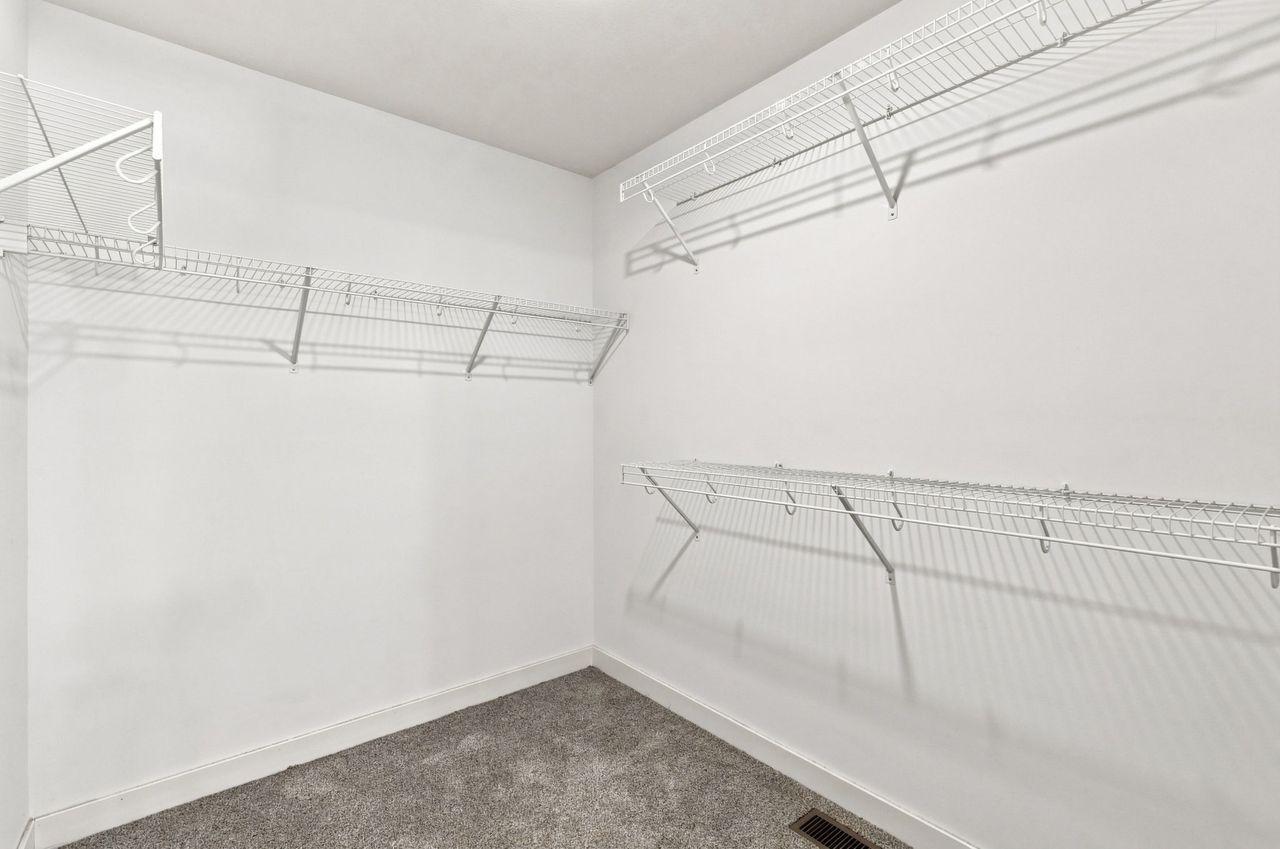 2nd walk in closet in primary