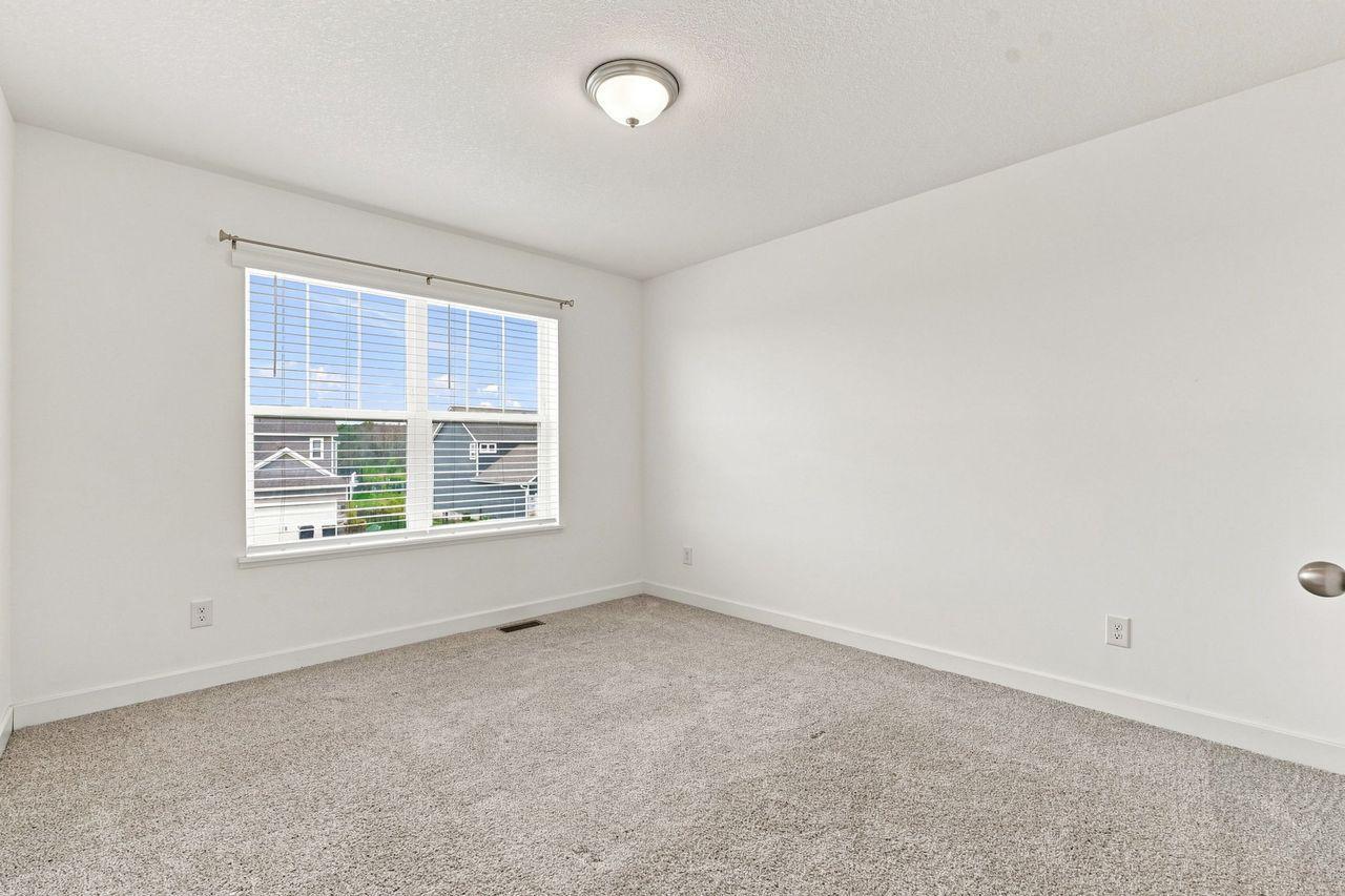 4 bedrooms on upper level