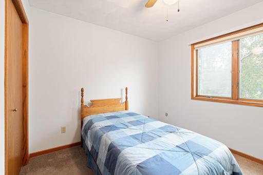 930 Ridgeview Place NE, Owatonna, MN 55060