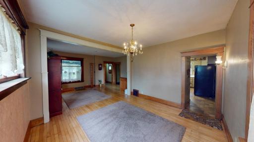 148 2nd Avenue SW, Alden, MN 56009