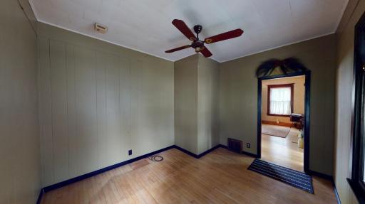 148 2nd Avenue SW, Alden, MN 56009