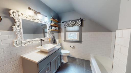 148 2nd Avenue SW, Alden, MN 56009