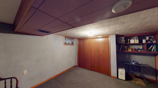 148 2nd Avenue SW, Alden, MN 56009