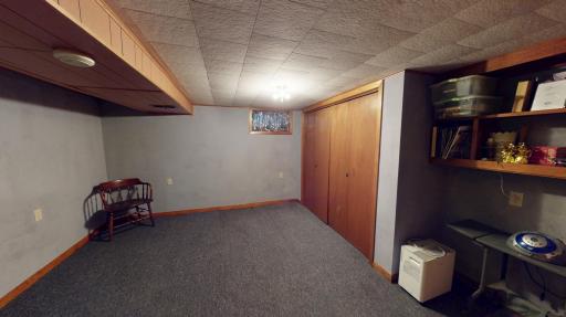 148 2nd Avenue SW, Alden, MN 56009