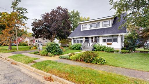 148 2nd Avenue SW, Alden, MN 56009