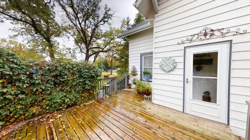 148 2nd Avenue SW, Alden, MN 56009