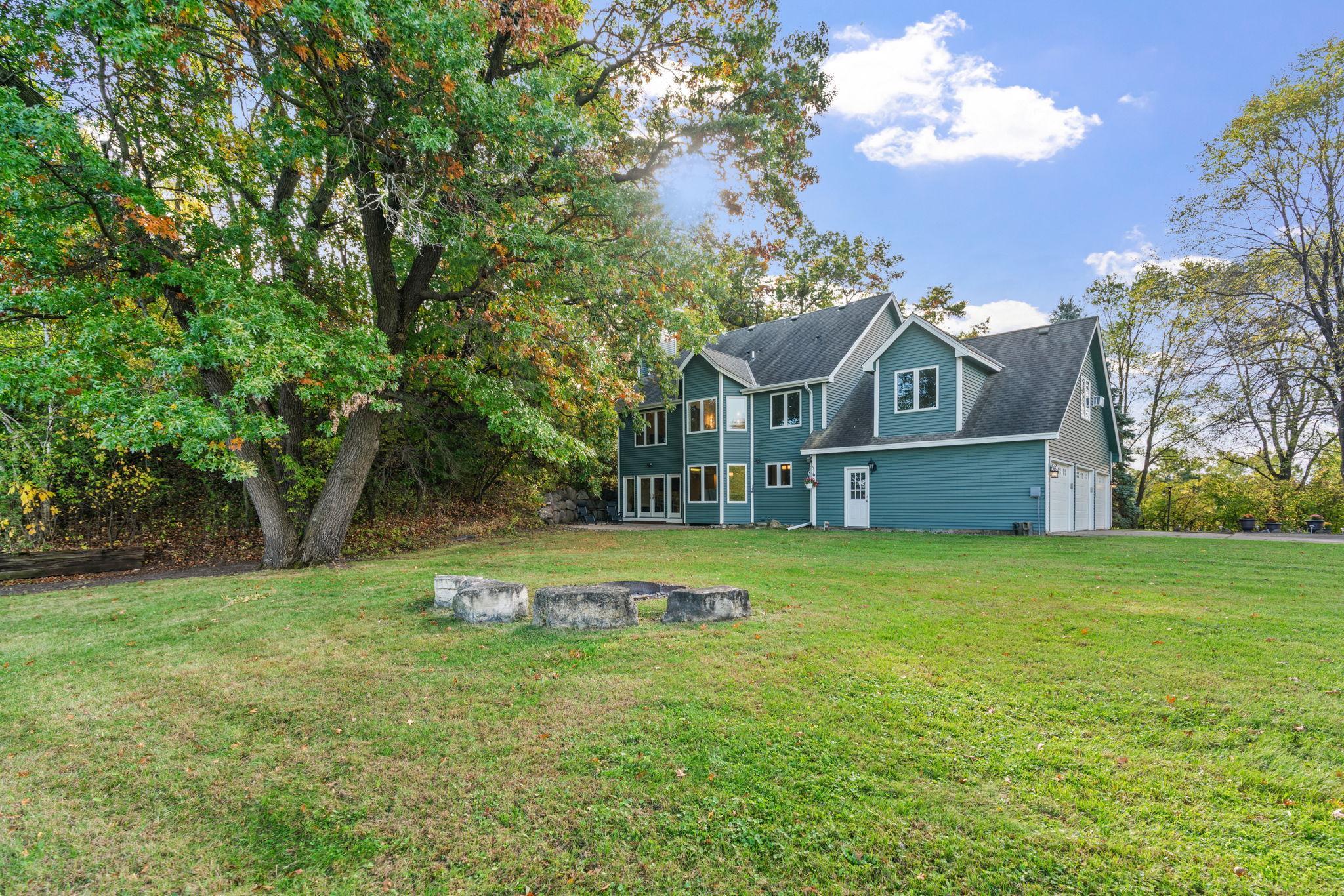 2 Full Acres incased in Mature Trees!