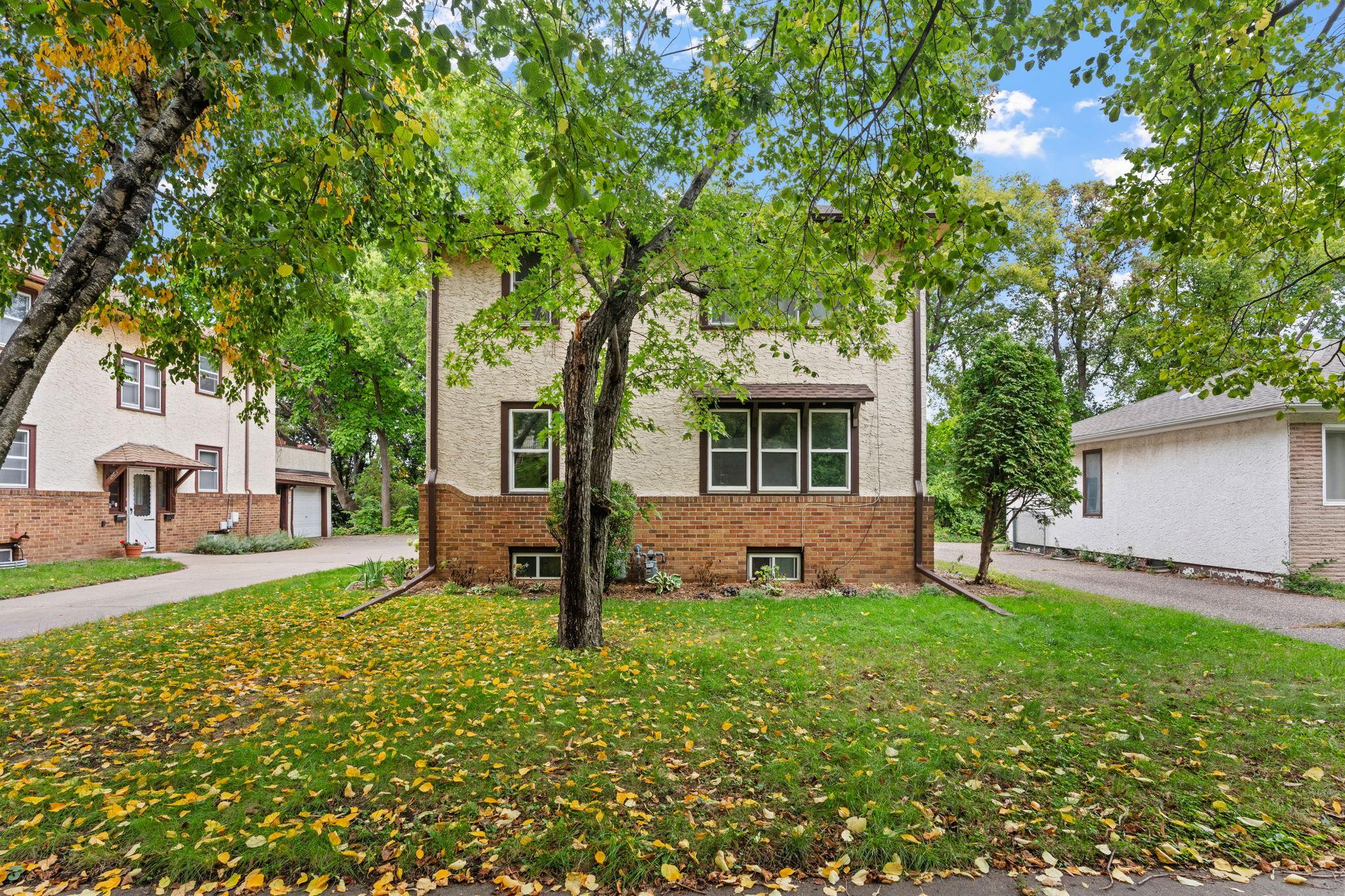 Property photo for 261 Robie Street W, Saint Paul, MN 55107