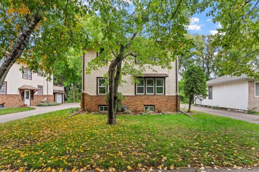261 Robie Street W, Saint Paul, MN 55107