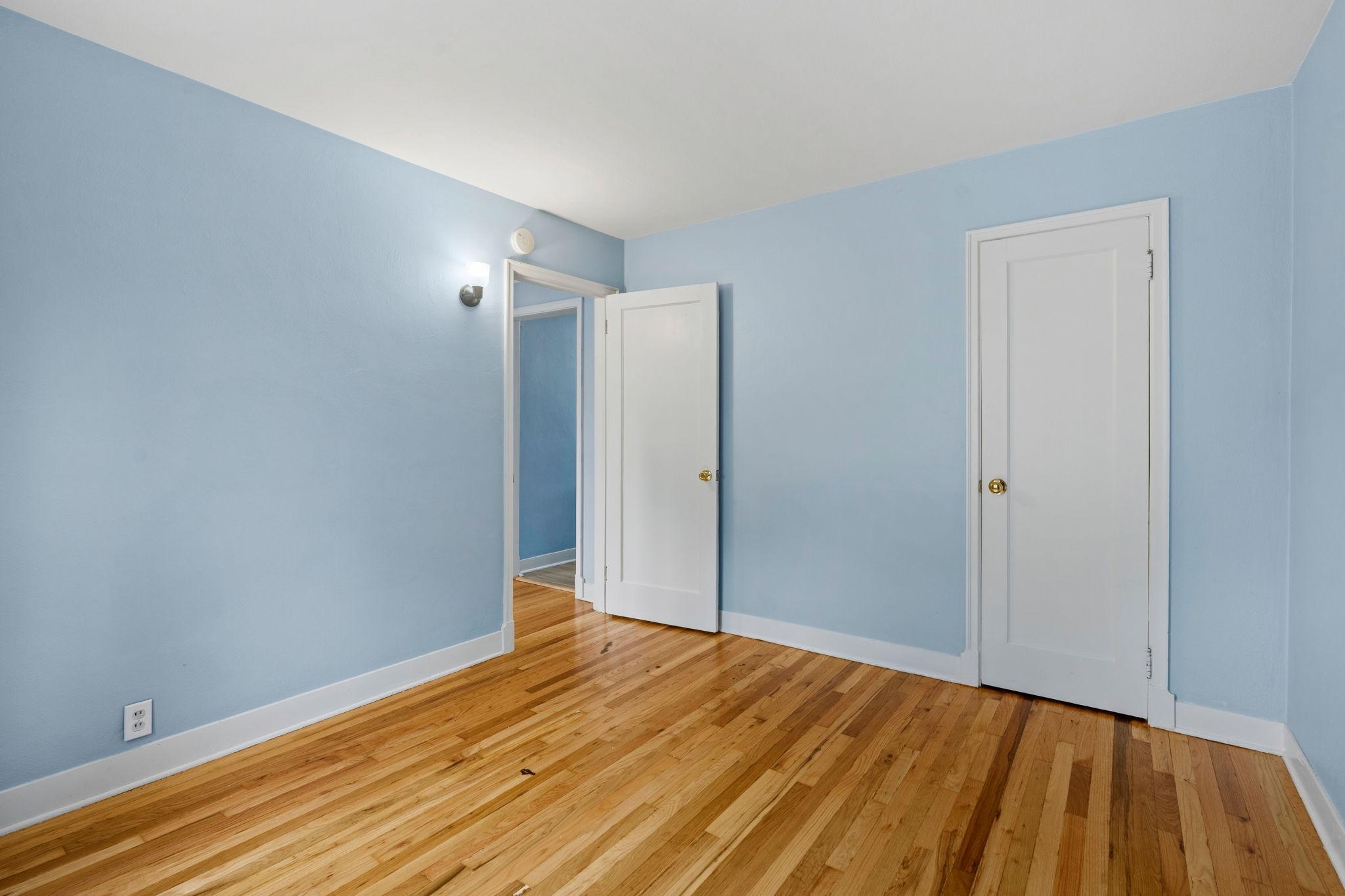23-web-or-mls-261 W Robie St 1-23.jpg