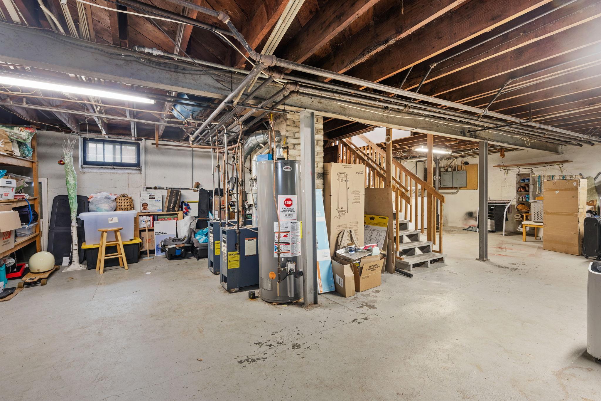 29-web-or-mls-261 W Robie St 1-29.jpg