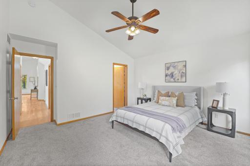 3045 Dundee Lane, Mound, MN 55364
