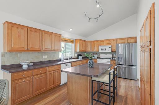 3045 Dundee Lane, Mound, MN 55364