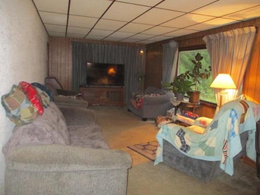 6102 NE River Road, Sauk Rapids, MN 56379