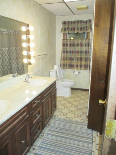 6102 NE River Road, Sauk Rapids, MN 56379