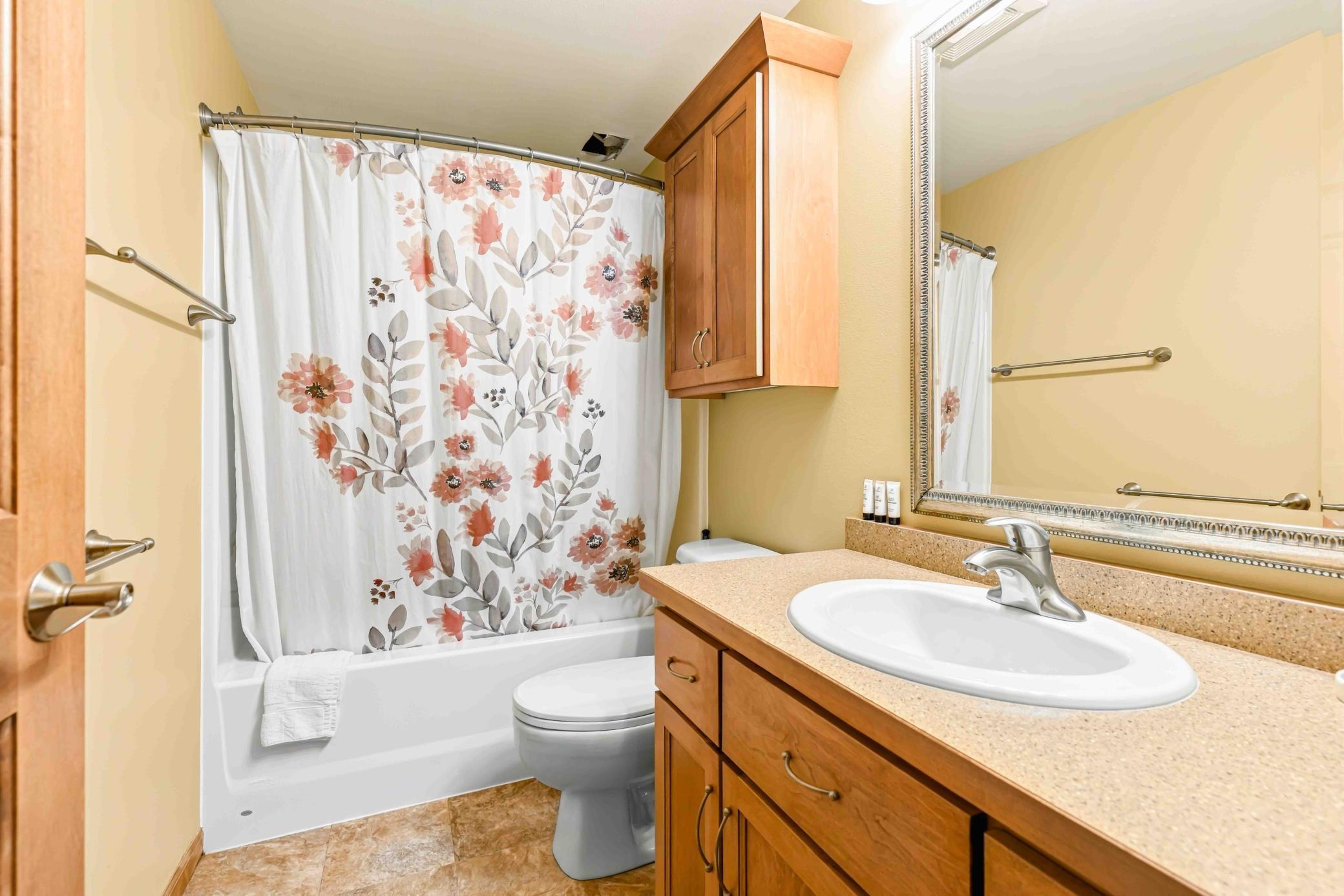 4295 49th Ave S Fargo ND_MLS-43.jpg