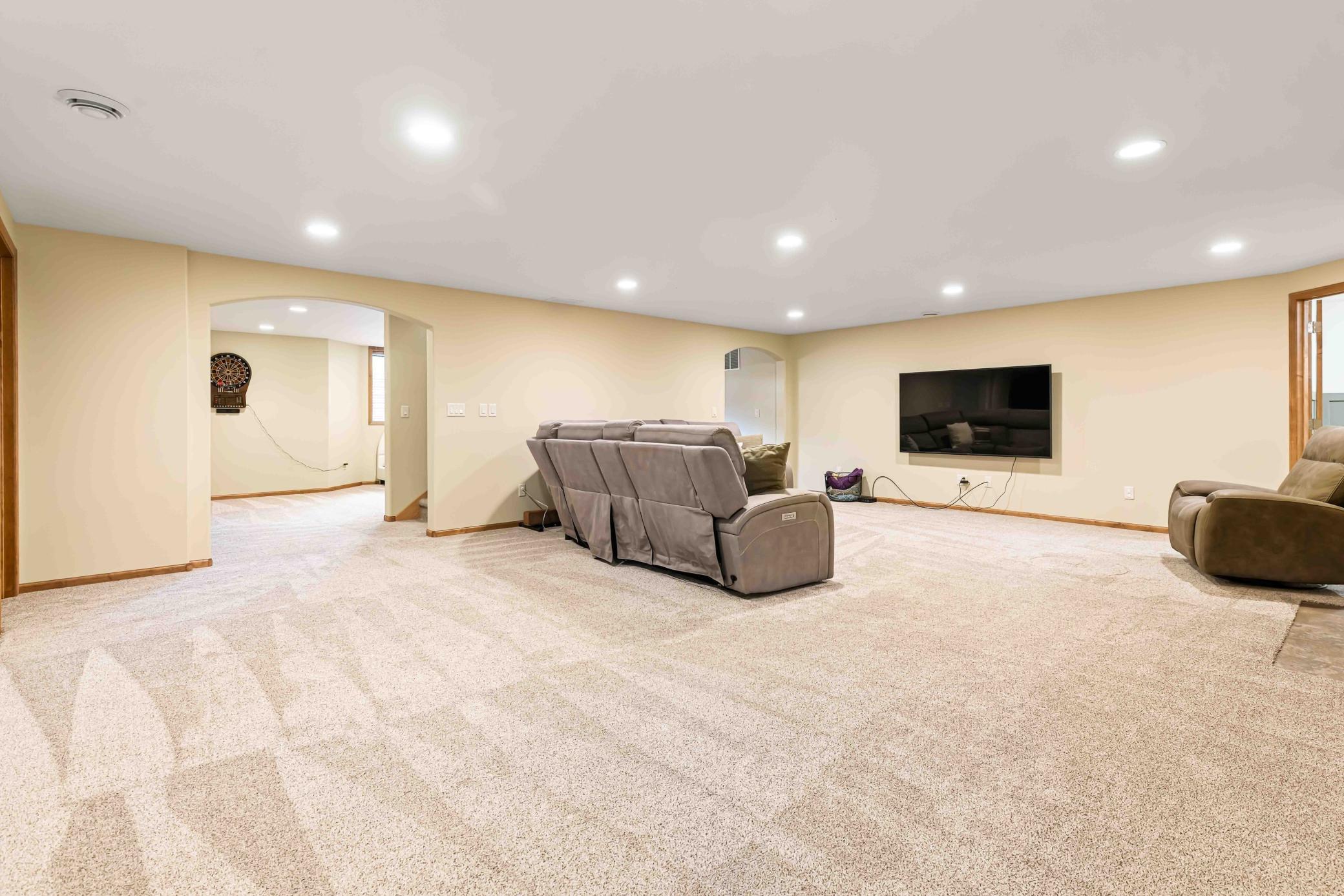 4295 49th Ave S Fargo ND_MLS-41.jpg