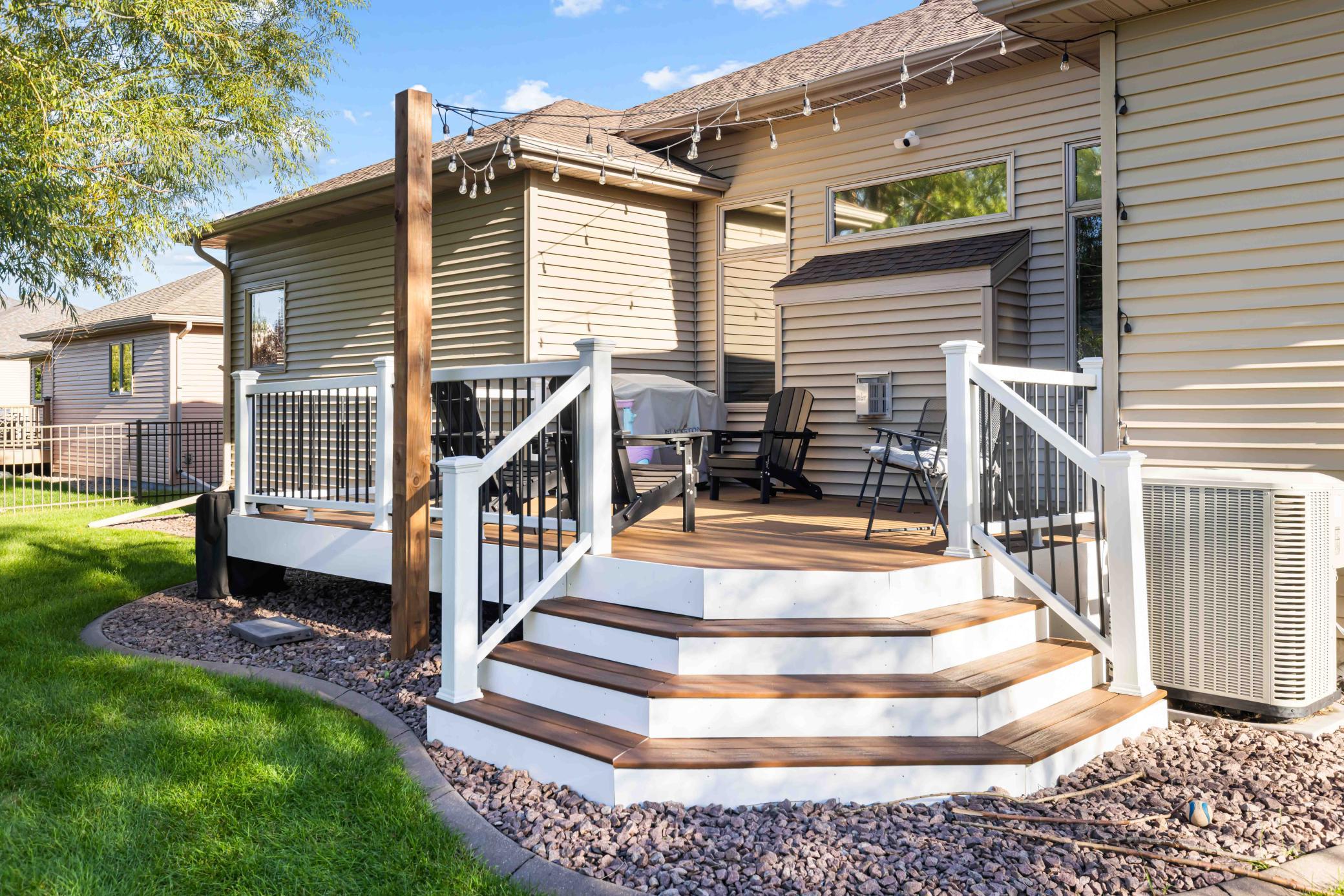 4295 49th Ave S Fargo ND_MLS-12.jpg