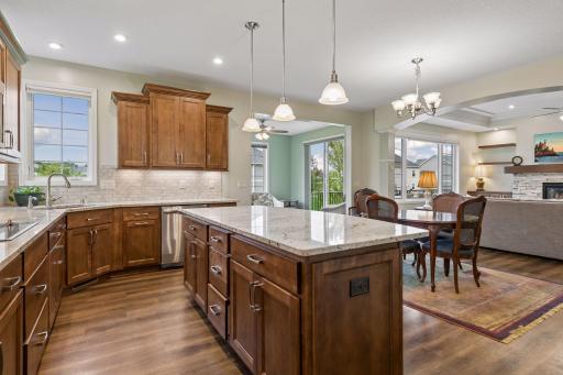 808 June Avenue N, Lake Elmo, MN 55042