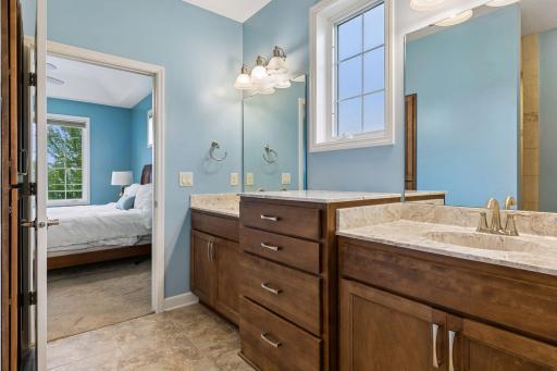 808 June Avenue N, Lake Elmo, MN 55042