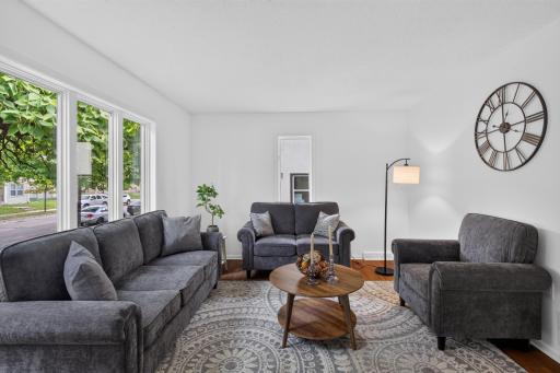 2820 31st Avenue S, Minneapolis, MN 55406