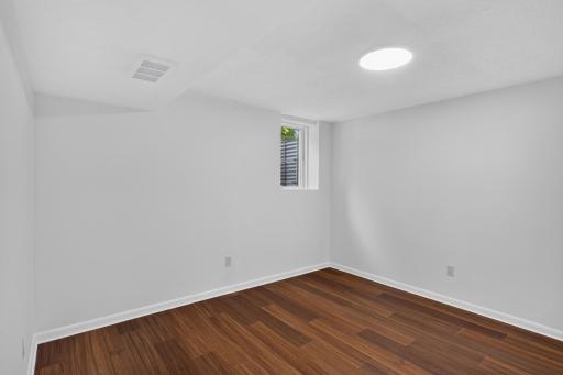 2820 31st Avenue S, Minneapolis, MN 55406