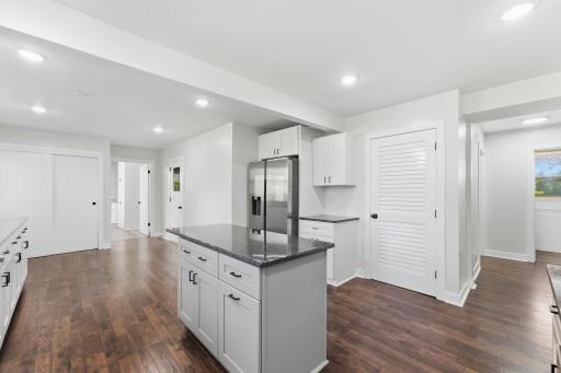 10814 Pioneer Drive SE, Milaca, MN 56353